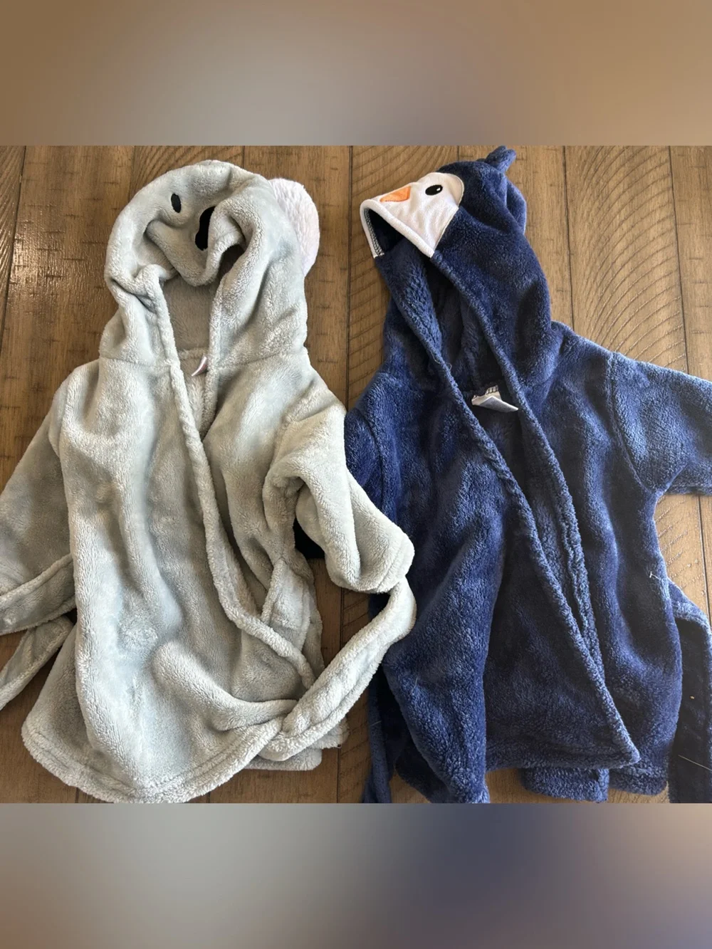 0-9M 2 Baby Robes